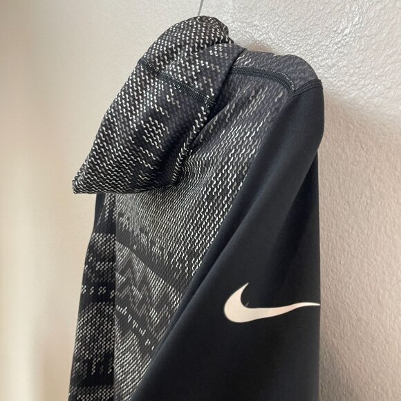 NEW $75 Nike Pro Womens XL Hyperwarm Dri-Fit Base Layer Top Athletic Shirt - Picture 9 of 10
